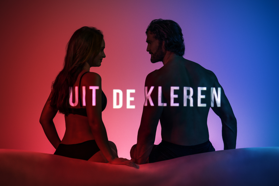 Uit De Kleren Uit De Kleren